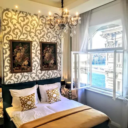 B&p Vip Riverside 26 *