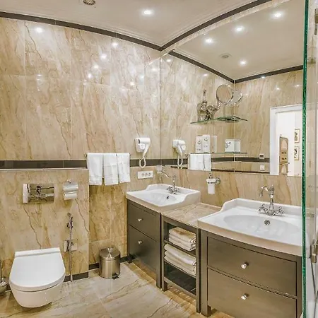 B&p Vip Riverside 26